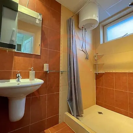 Elite Central 2br Maisonette Spacious And Stylish Varna